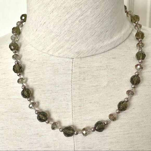 Crystal and bead necklace - Picture 1 of 13